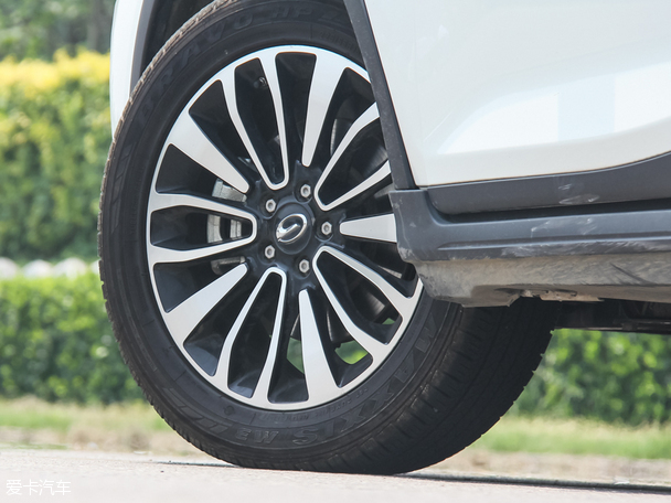 廣汽乘用車2015款傳祺GS5 速博