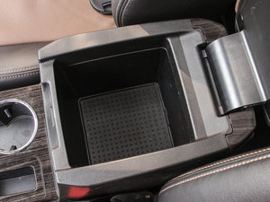 2015款1.8T G-DCT豪华导航版 空间座椅