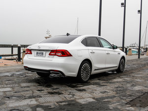 2016款320T 至尊版 整体外观