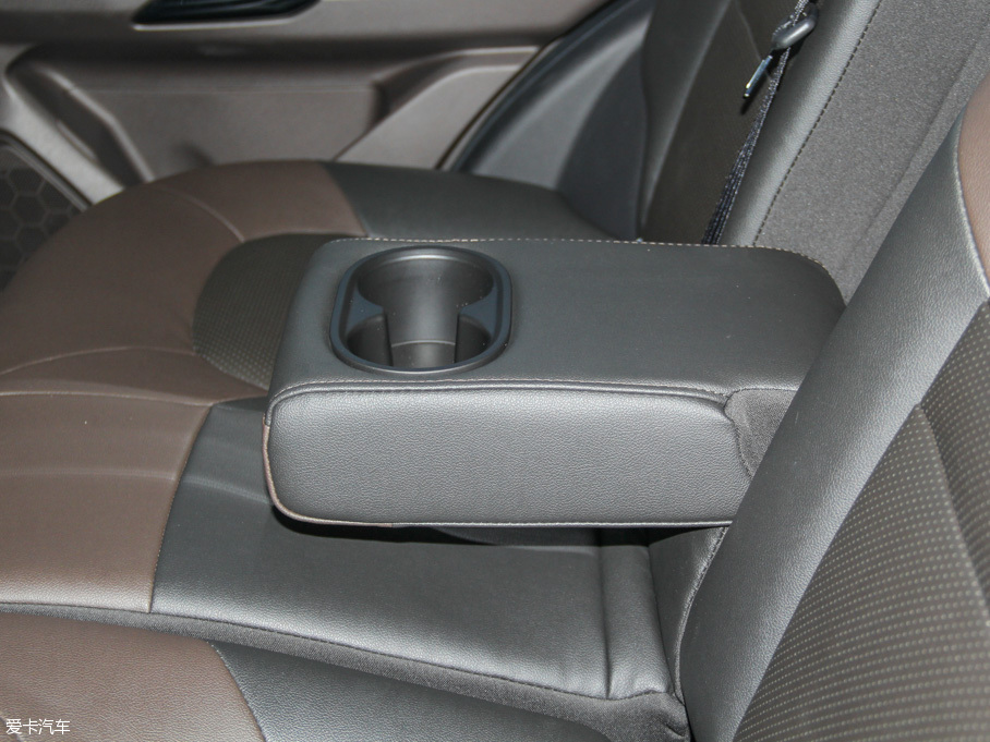 2016GS5 Super 1.8T G-DCTAǻ۰