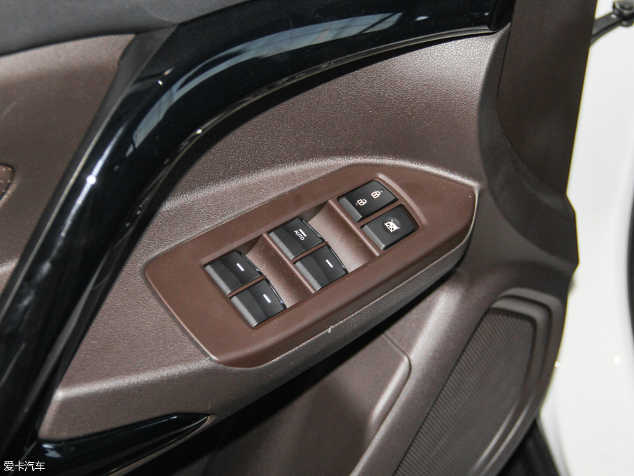 2016GS5 Super 1.8T G-DCTAǻ۰