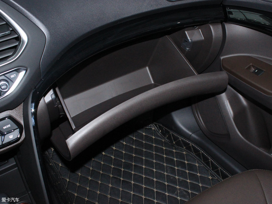 2016GS4 235T Ԅ(dng)Ӣ