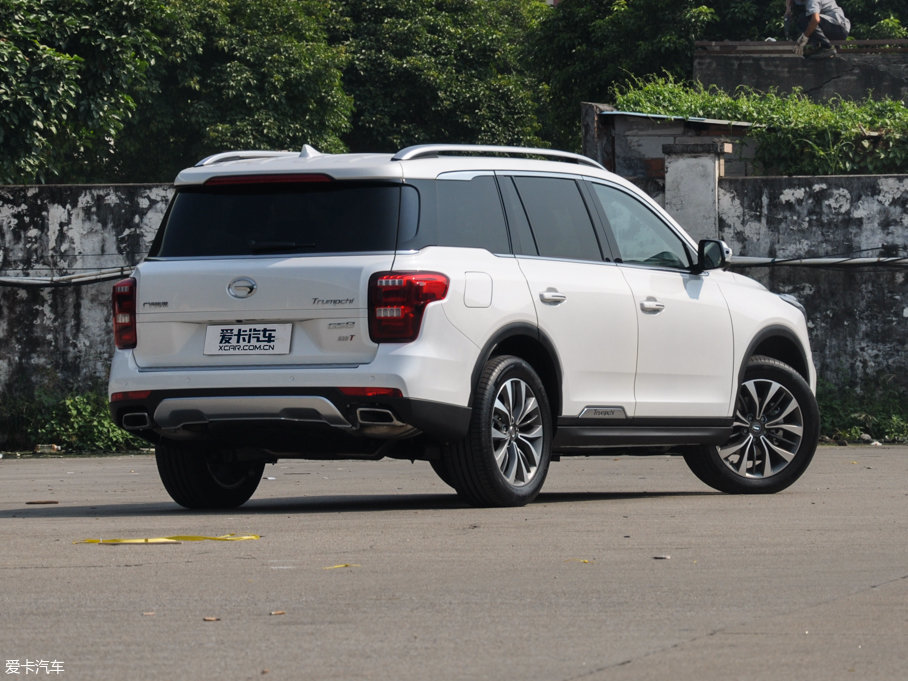 【2017款传祺GS8320T 自动两驱豪华智联版_