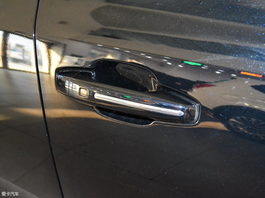 2017GS8 320T ԄӃA