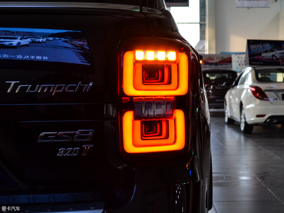 2017GS8 320T ԄӃA