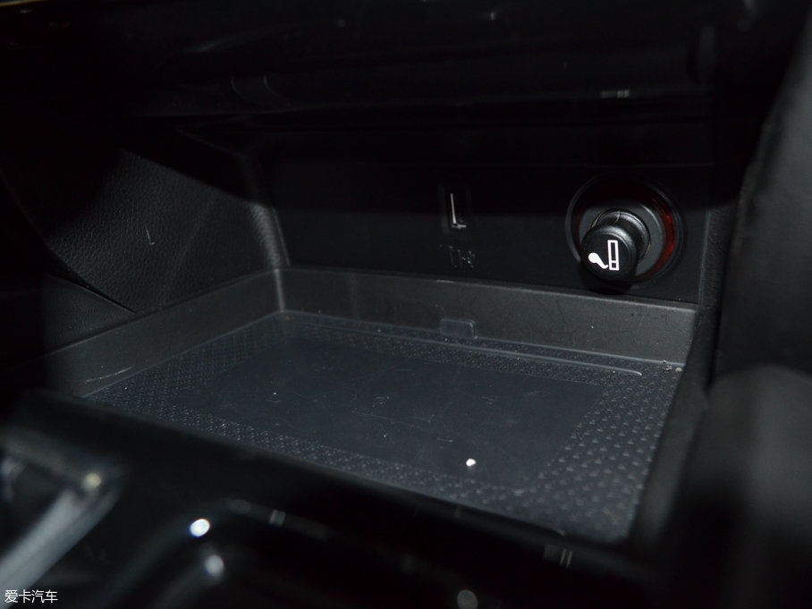 2017GS8 320T ԄӃA