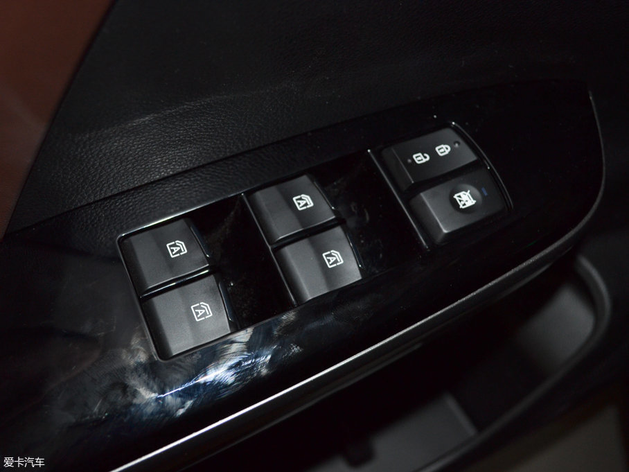 2017GS8 320T Ԅ(dng)(q)A(lin)