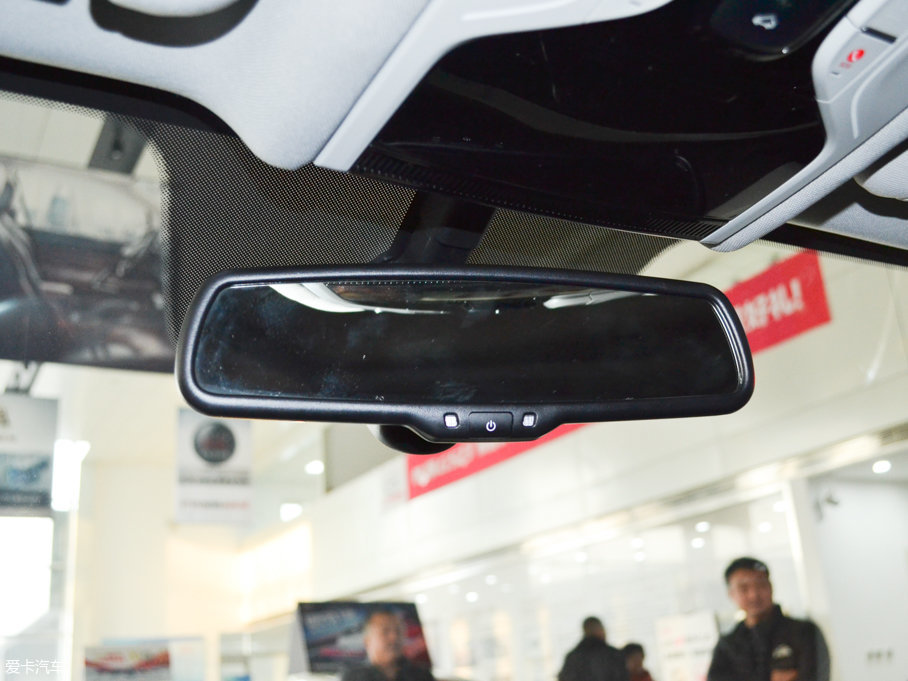 2017GS8 320T ԄӃA