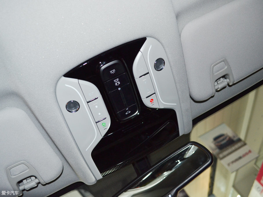 2017GS8 320T ԄӃA