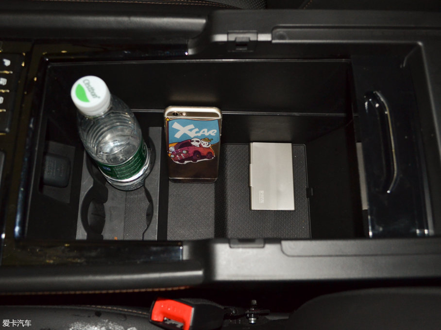 2017GS8 320T ԄӃA