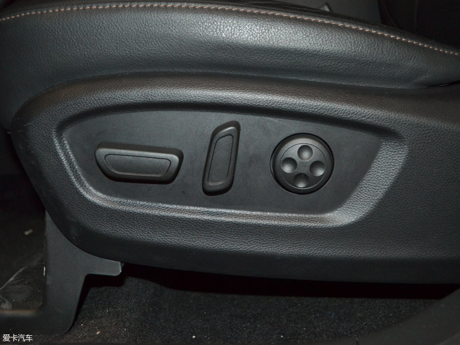 2017GS8 320T ԄӃA