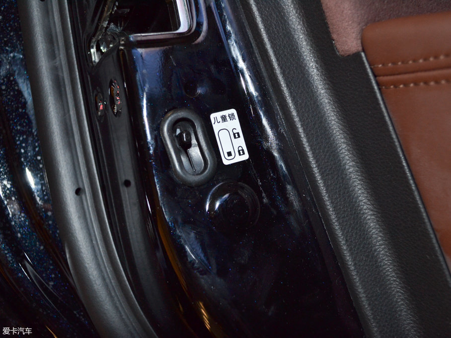 2017GS8 320T ԄӃA