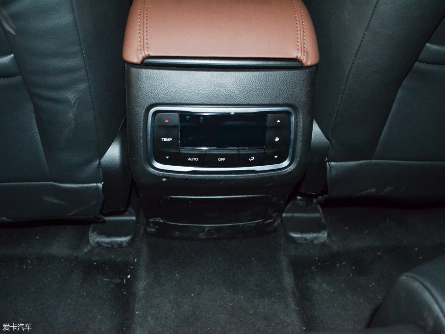 2017GS8 320T ԄӃA