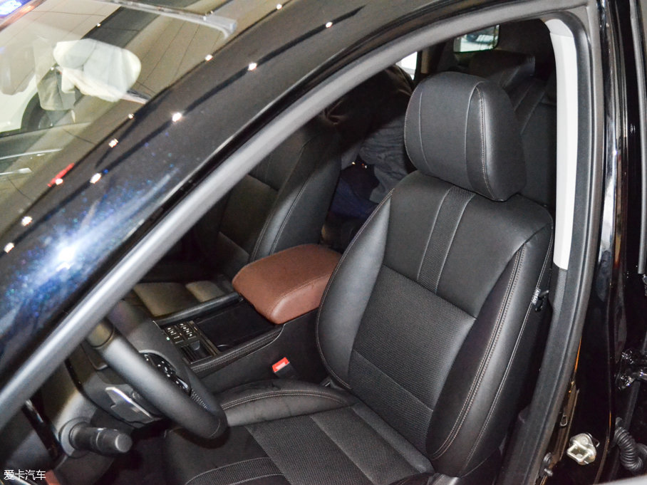 2017GS8 320T ԄӃA