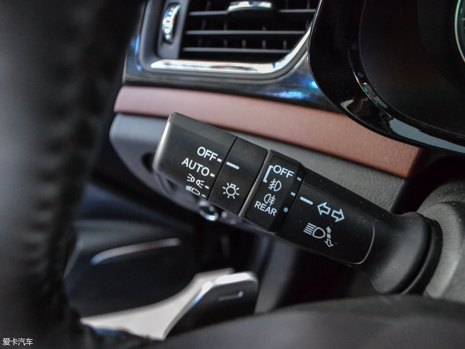 2017GS8 320T Ԅ(dng)(q)A(lin)