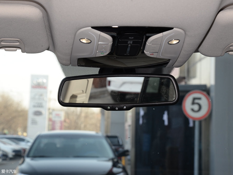 2017GS8 320T ԄӃA