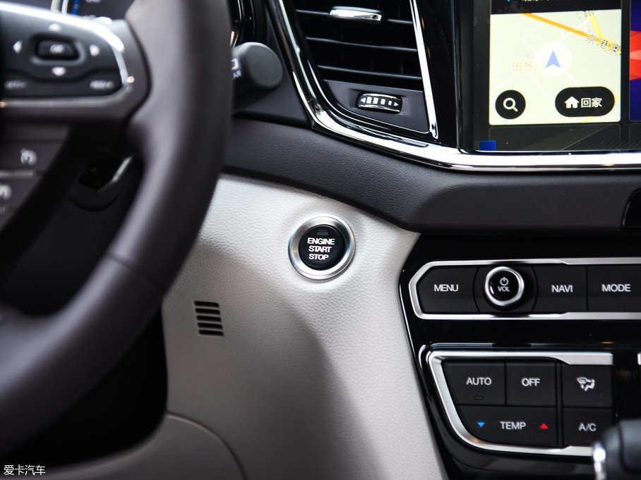 2017GS8 320T ԄӃA