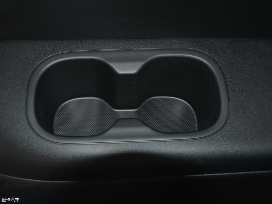 2017GS8 320T Ԅ(dng)(q)A