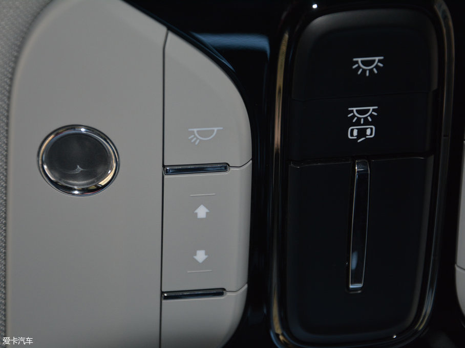 2017GS8 320T Ԅ(dng)(q)A