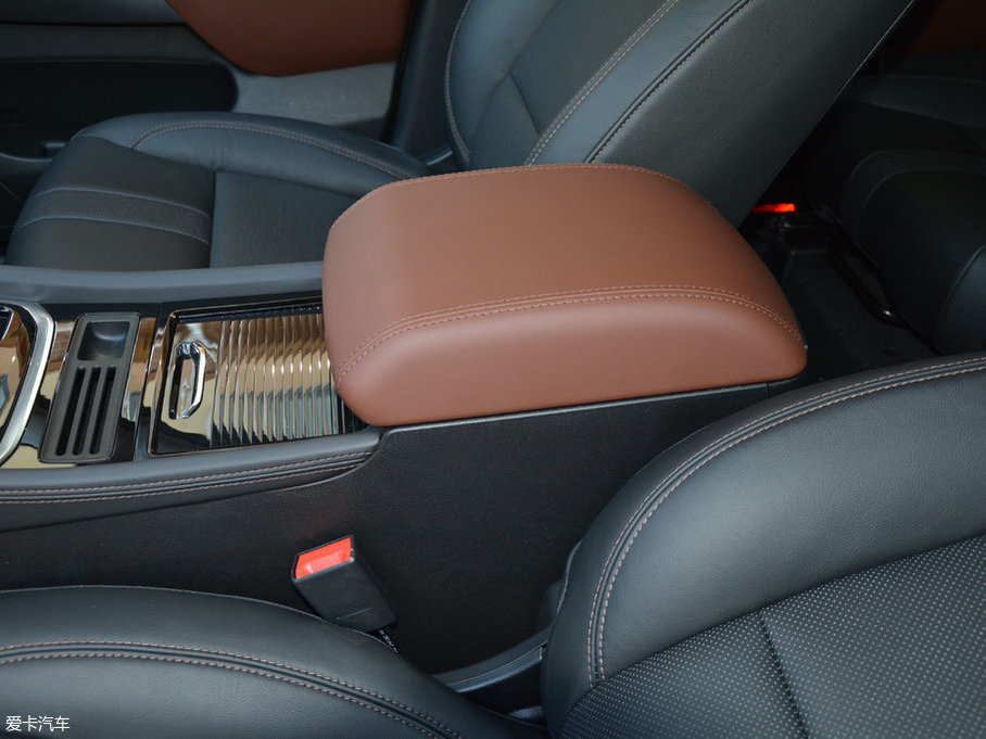 2017GS8 320T ԄӃ(q)A