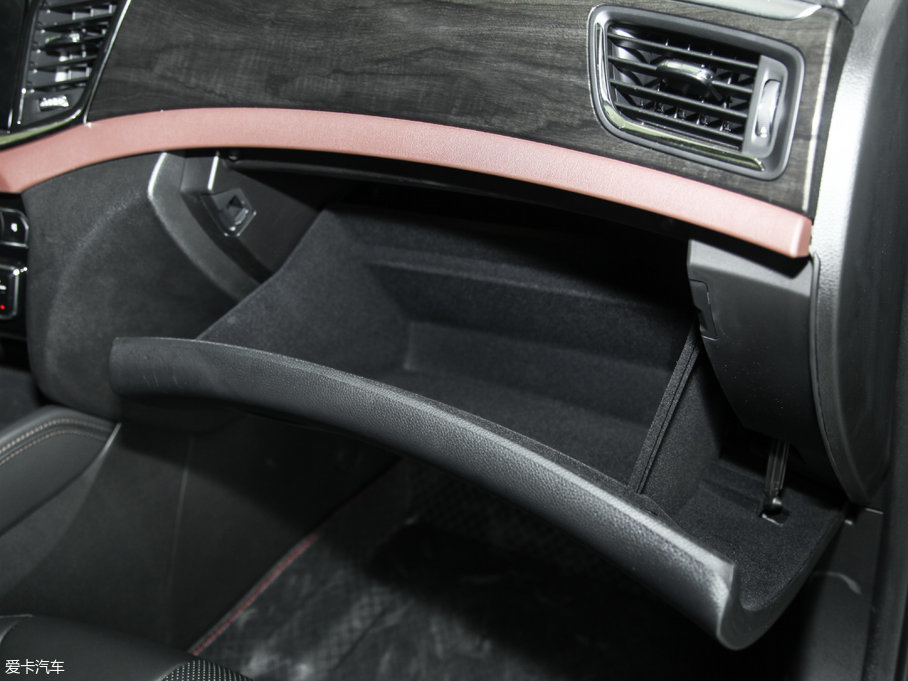 2017GS8 320T Ԅ(dng)(q)