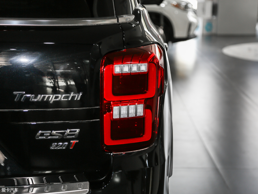 2017GS8 320T Ԅ(q)A(lin)