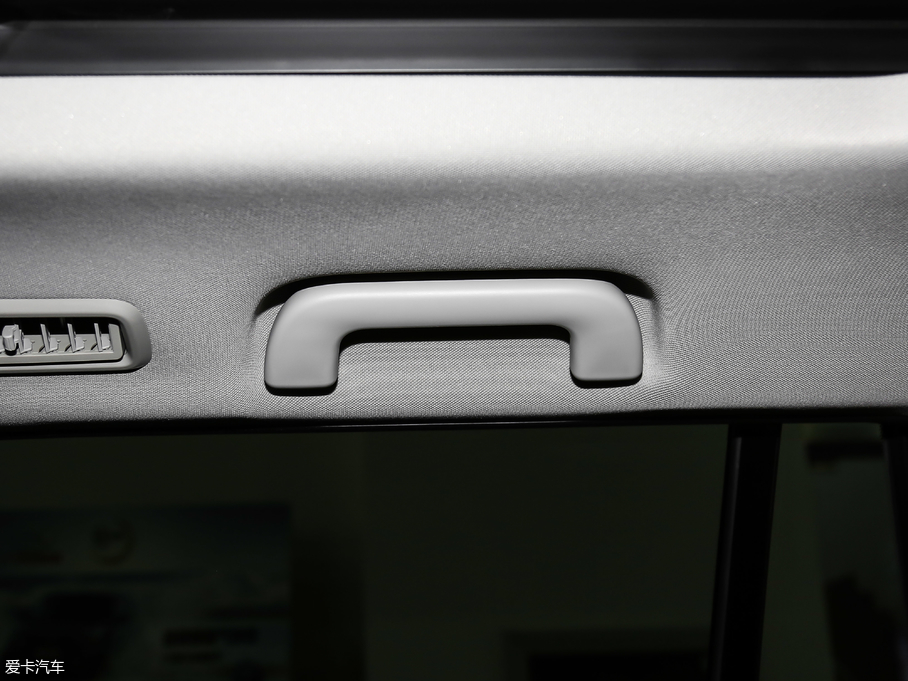 2017GS8 320T Ԅ(q)A(lin)