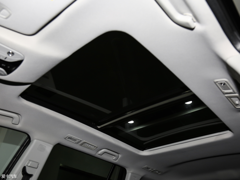 2017GS8 320T Ԅ(q)A(lin)