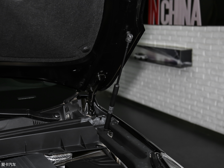 2017GS8 320T Ԅ(q)A(lin)