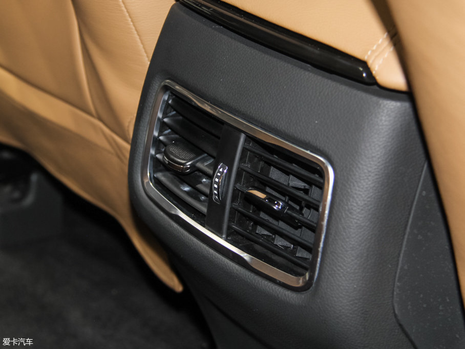 2017�����GS7 320T ���A����