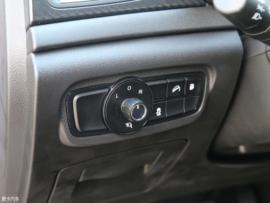 2017GS7 320T A(lin)