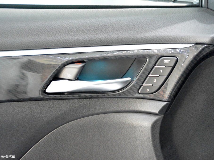 2017GS7 320T A(lin)