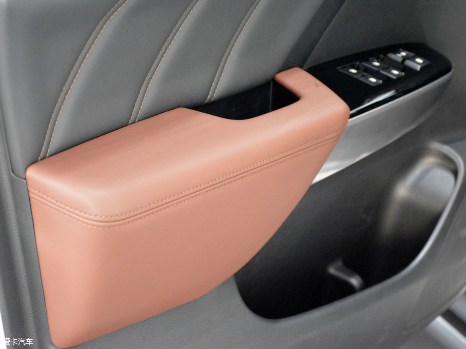 2017GS7 320T A(lin)