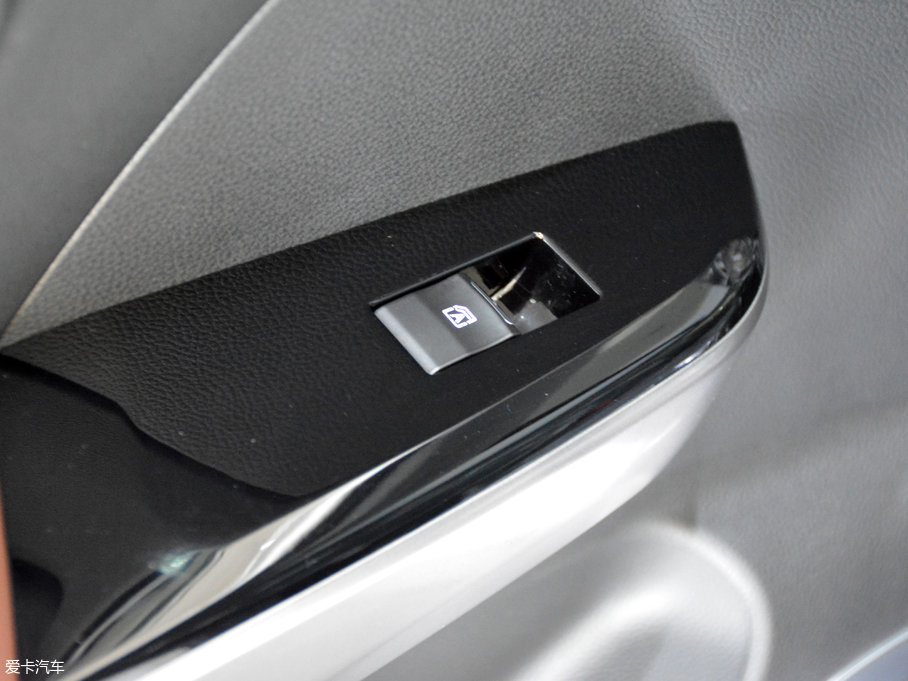 2017GS7 320T A(lin)