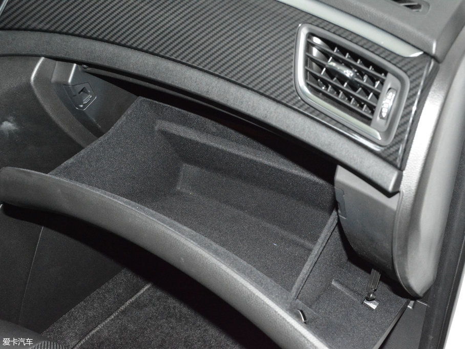 2017GS7 320T A(lin)