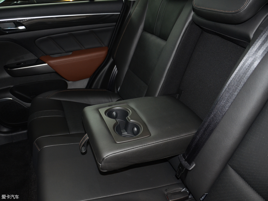 2017GS7 320T A(lin)