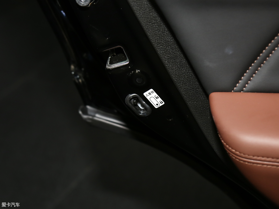 2017GS7 320T A(lin)