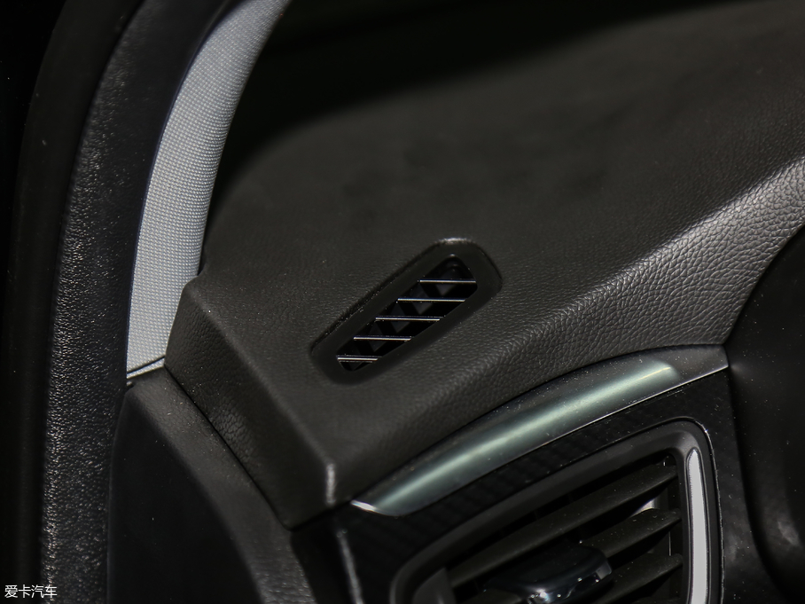 2017GS7 320T A(lin)