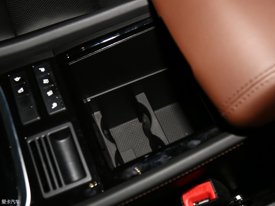 2017GS7 320T A(lin)