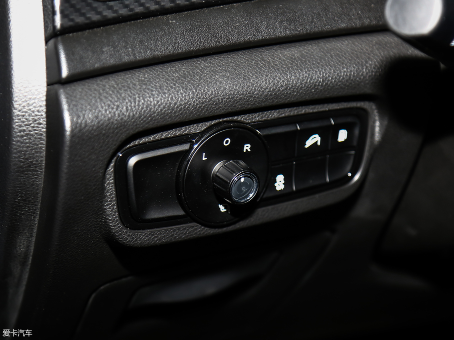 2017GS7 320T A(lin)