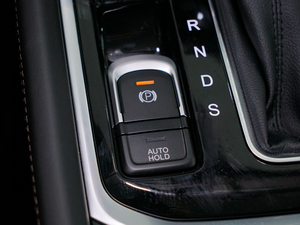 2017320T i-4WDA(lin) v܇Ƅ(dng)