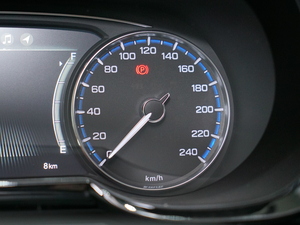 2017320T i-4WDA п؅^