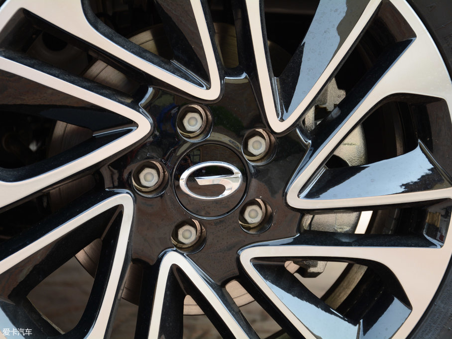 2017�����GS4 200T �քӃ����A��