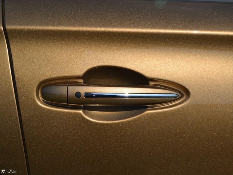 2017GS4 235T Ԅ(dng)(q)Ӣ