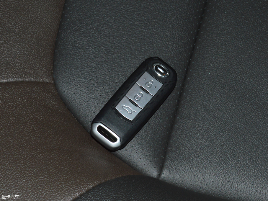 2017GS4 235T ԄӃA