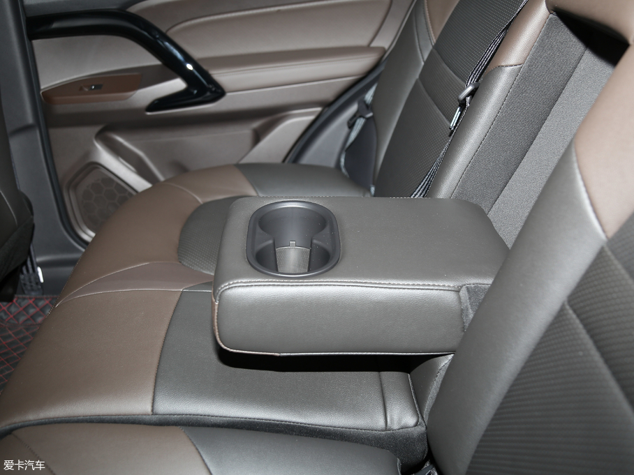 2017GS4 235T ԄӃA