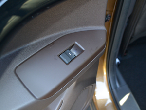 2017235T ԄӃ򌾫Ӣ п؅^