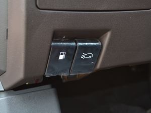 2017235T ԄӃ򌾫Ӣ п؅^