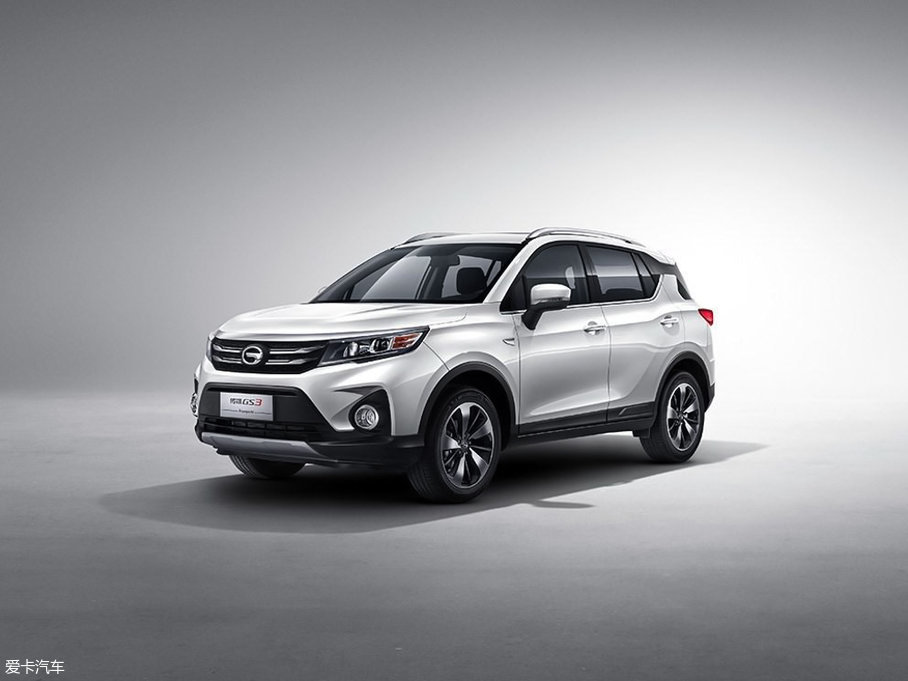 2017�����GS3 200T �ԄӺ��A��