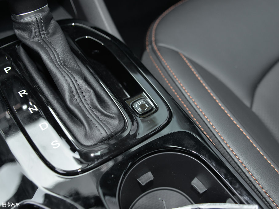 2017GS3 200T Ԅ(dng)A